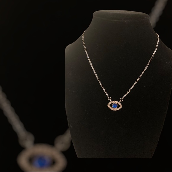 NWT Rhinestone Evil Eye Charm Necklace - Picture 2 of 3